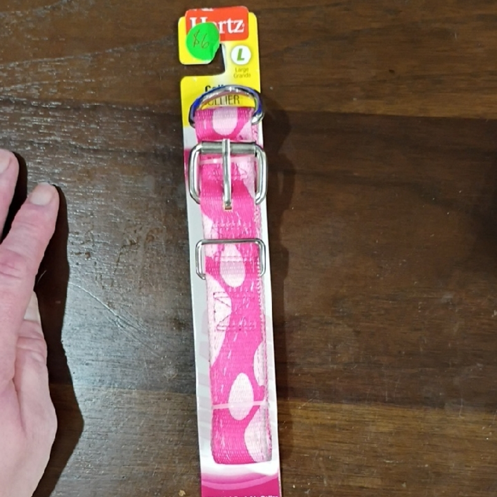 Hartz Pink Dog Collar with Paw Print Design